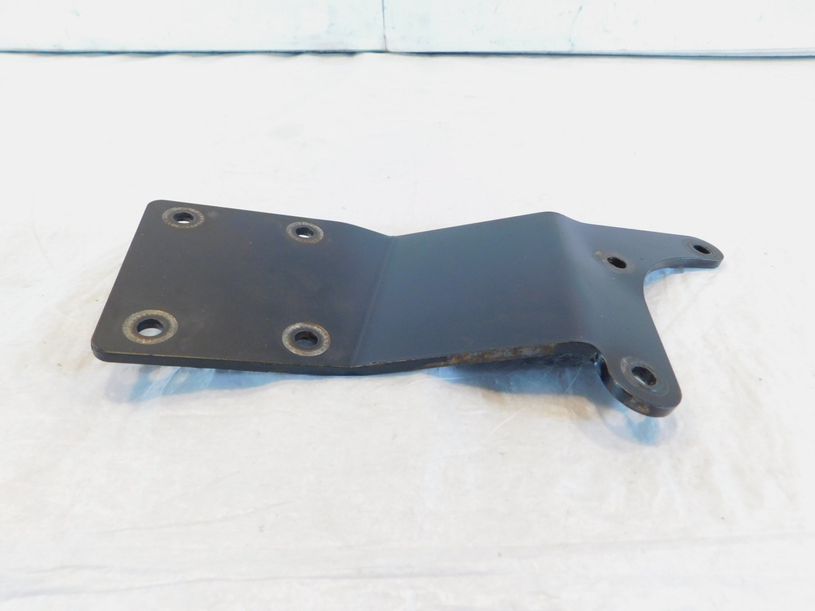 Harley Dyna Street Bob Black Vance Hines Big Shots Exhaust System Mount Bracket