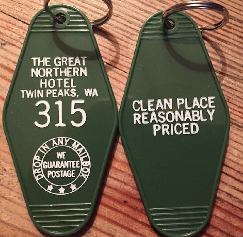 TWIN PEAKS Inspired "Great Nothern Hotel" keychain - SHIPS FROM USA