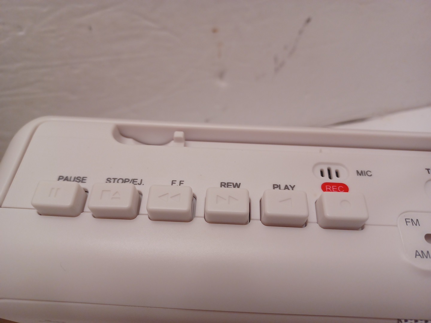 GELIELIM Portable AM/FM Radio Stereo Casette Tape Player/Recorder NEW FREE SHIP