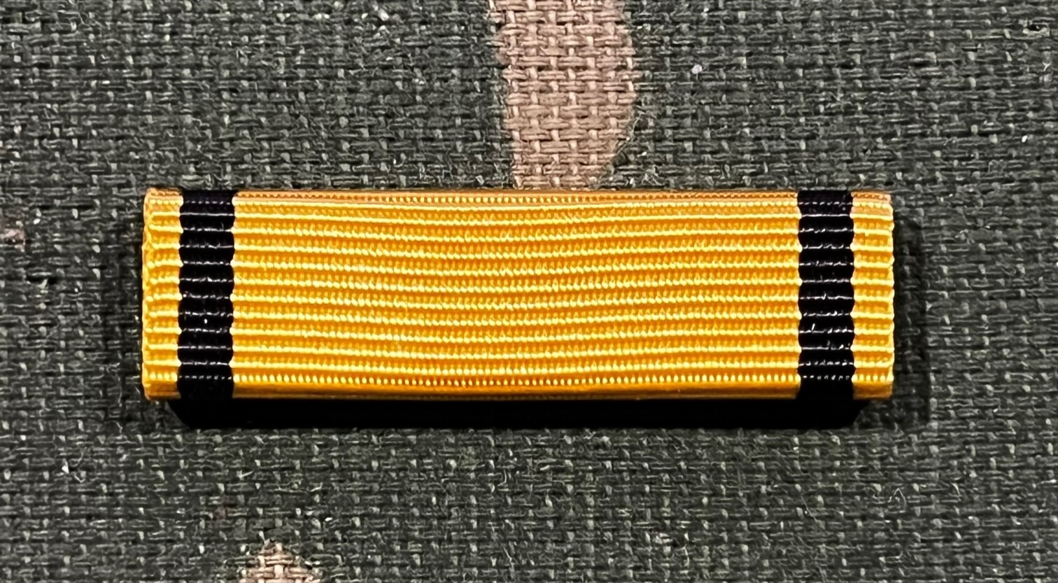 US NAVY USMC CHINA RELIEF EXPEDITION CAMPAIGN  MEDAL RIBBON BAR, 1ST PATTERN