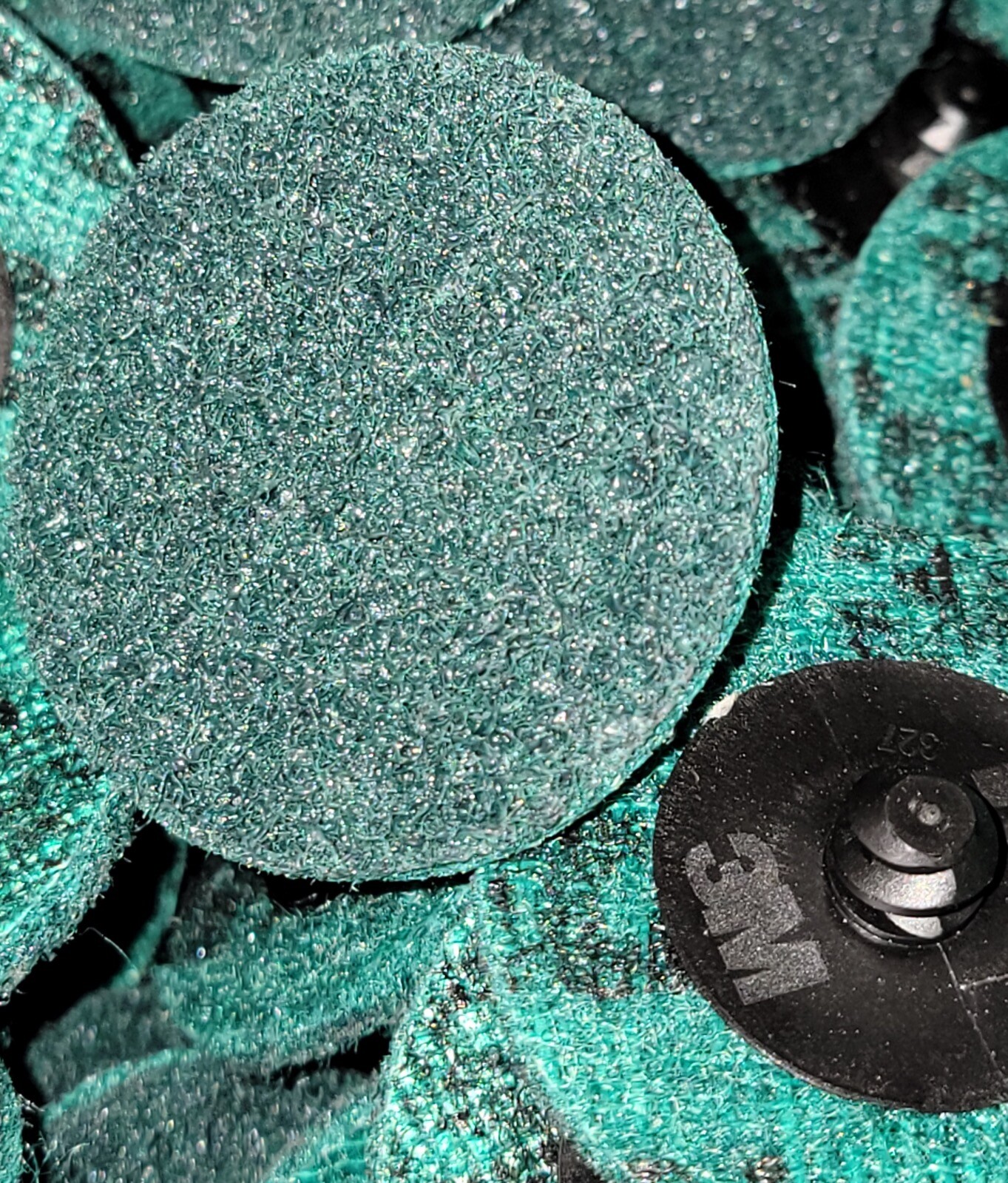 (25) 2” 3M Scotch-Brite Roloc TR PRECISION Surface Conditioning Disc Fine