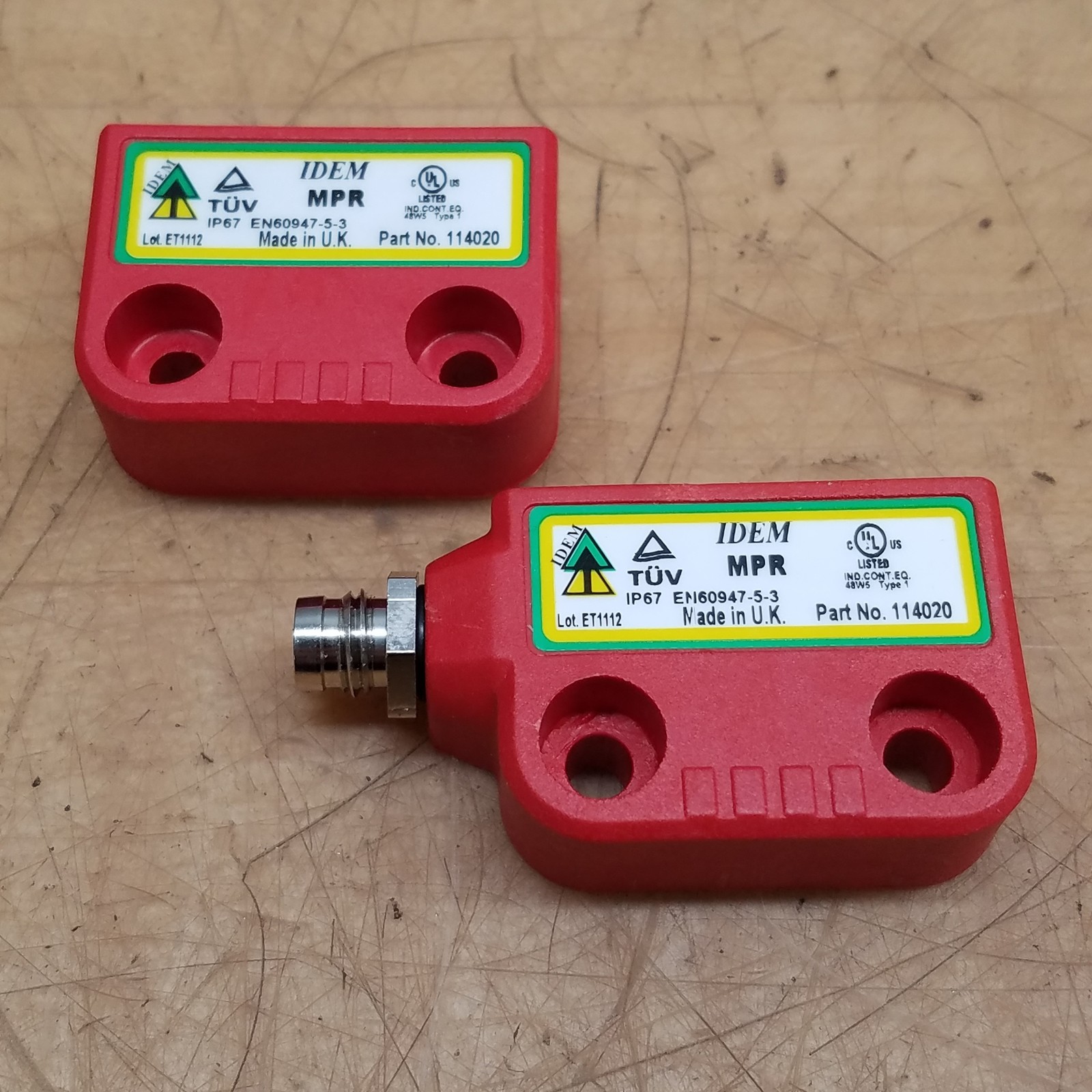 IDEM 114020 Non Contact Interlock Switch, 4 Pin - NEW