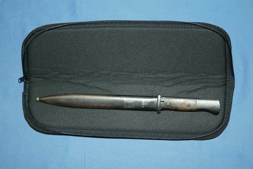 Custom 18" X 5" padded zipper case a perfect fit for most WW2 Daggers