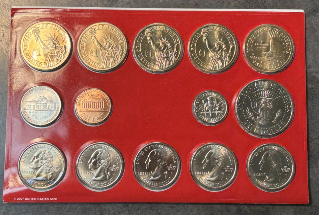 2007 P & D US Mint Complete Uncirculated Set 28 Coins w/ COA