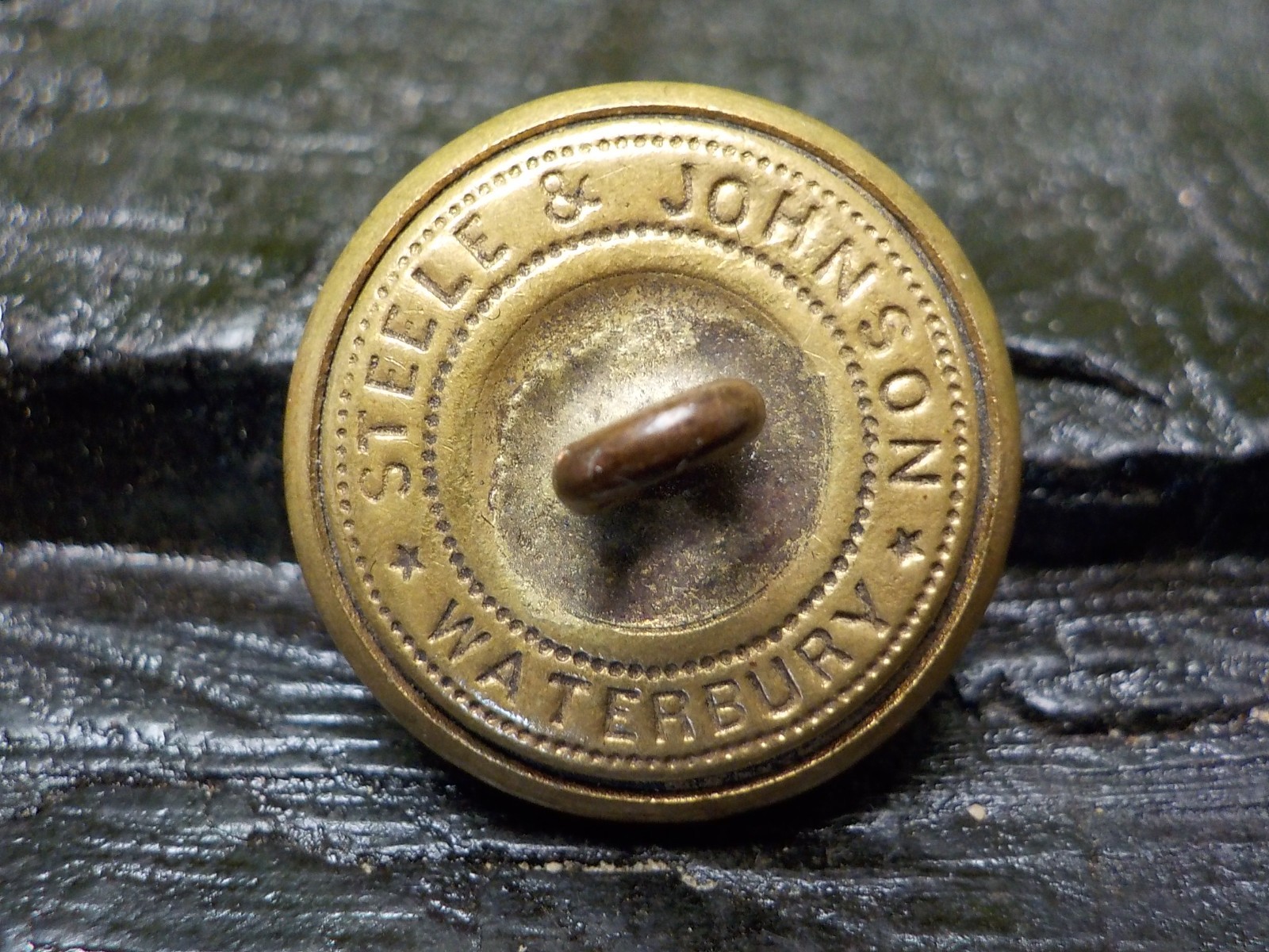 Old Rare Vintage Antique War Relic Texas Coat Button Free Display Case