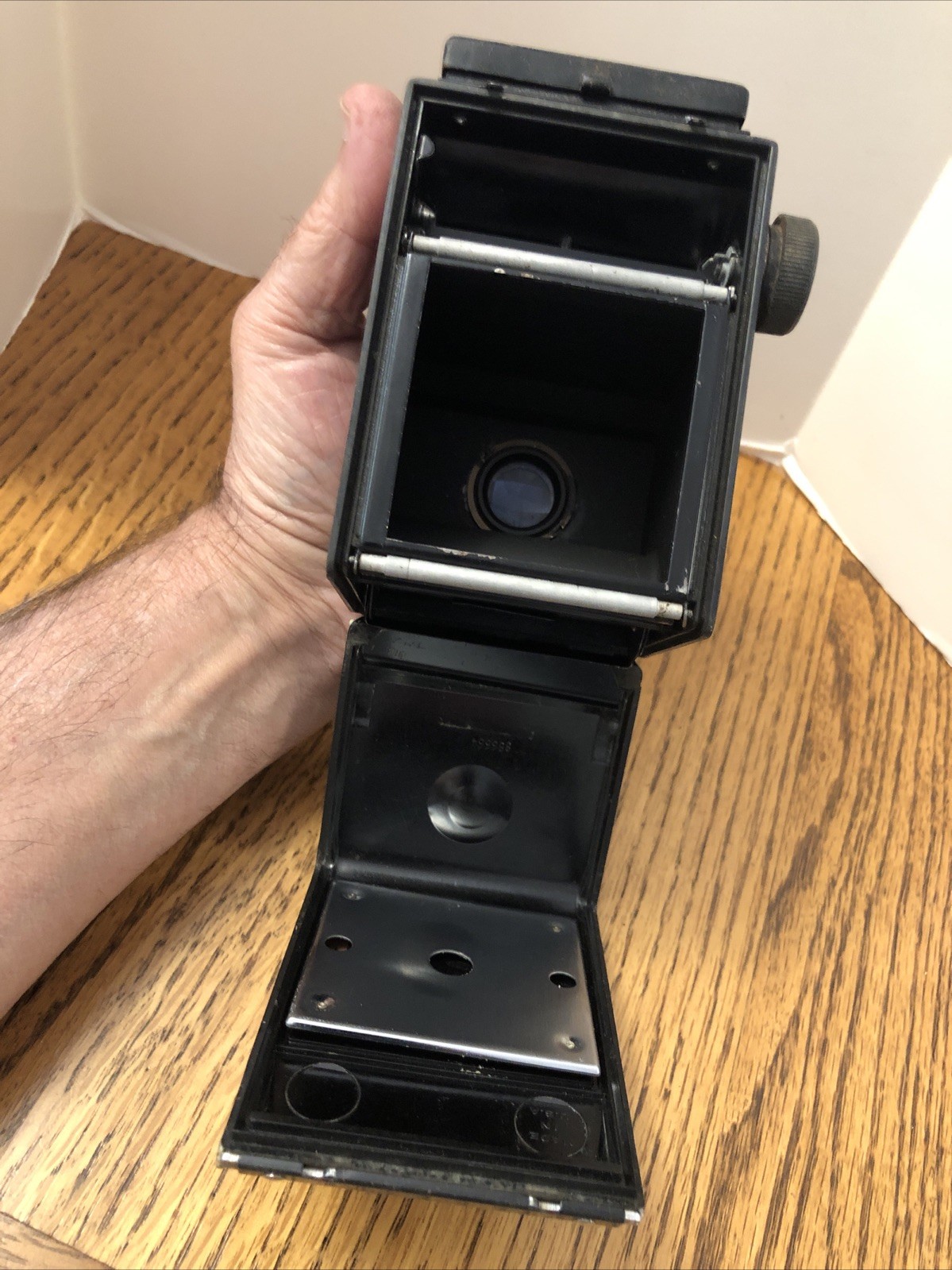 ARGUS ARGOFLEX MODEL E CAMERA W/Leather Case - 1940’s vintage 75mm For Parts