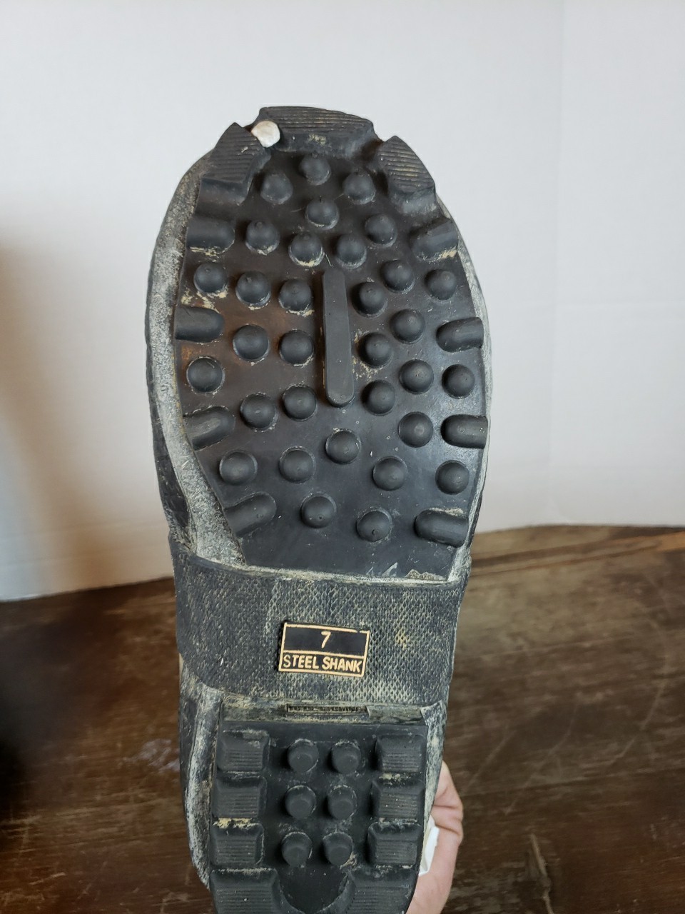 Redhead Bone Dry Realtree Hardwoods Rubber Boots 7 Thinsulate Steel Shank 1000g