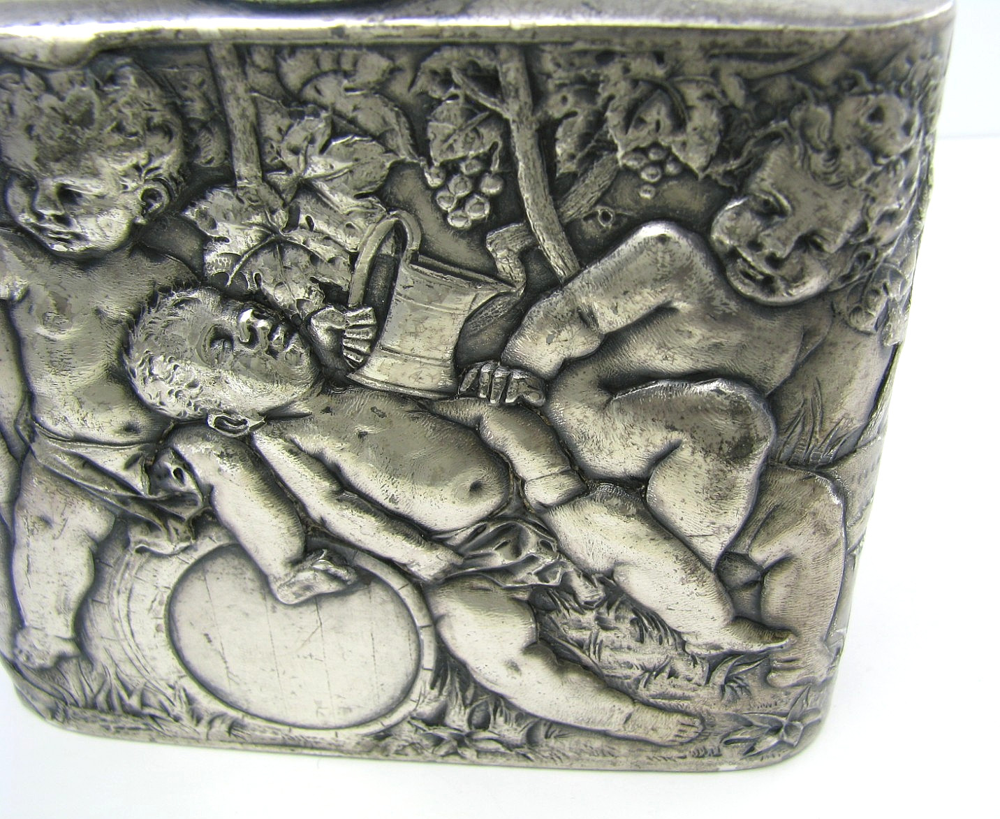 ANTIQUE SILVER PLATED FLASK LIQUOR FLASK Tipsy Cherubs Angels 1870s No Mono Rare