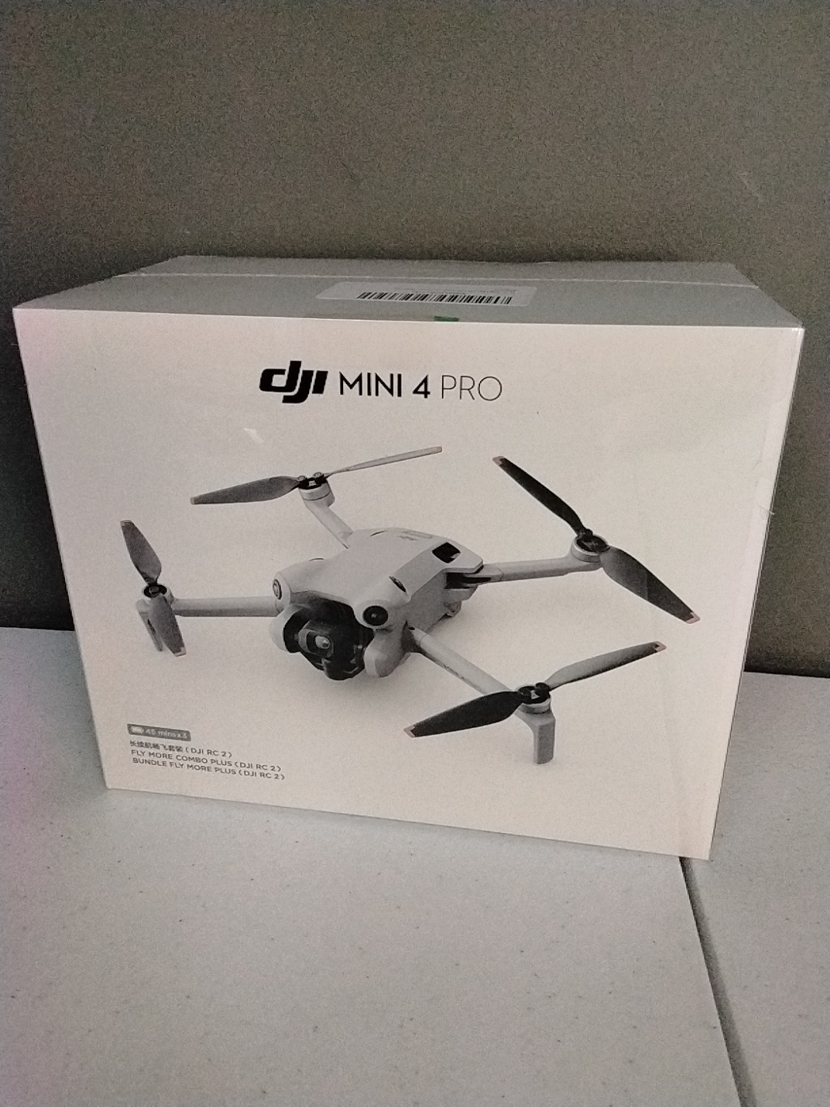 DJI Mini 4 Pro Fly More Combo Plus Camera Drone (with RC 2 Remote)New & Sealed!