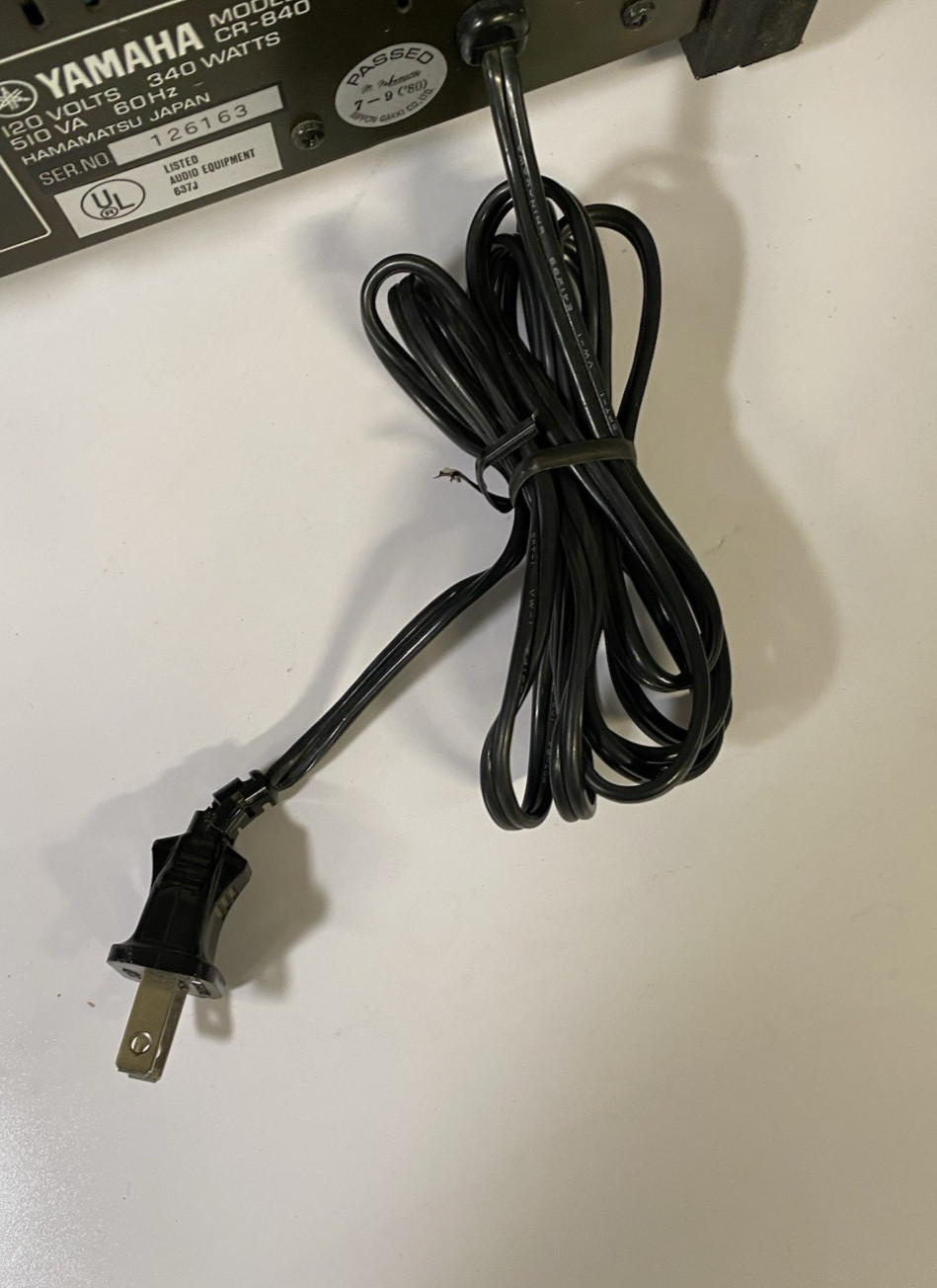 Vintage Yamaha CR-840 AM/FM Stereo Receiver - SHOWN WORKING