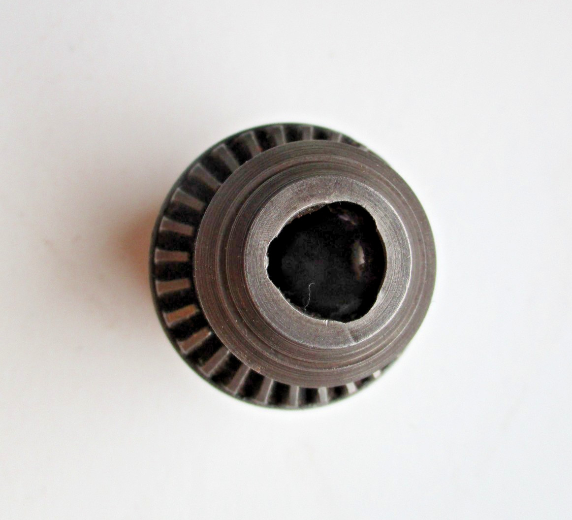 vintage SUPREME model H17A 3/8" drill chuck