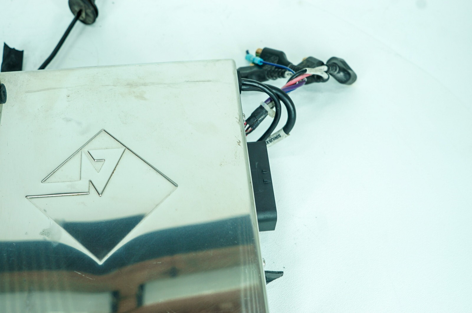 12 Harley Road Glide Touring Rockford Fosgate Media Receiver DAMAGED HD9813 1325