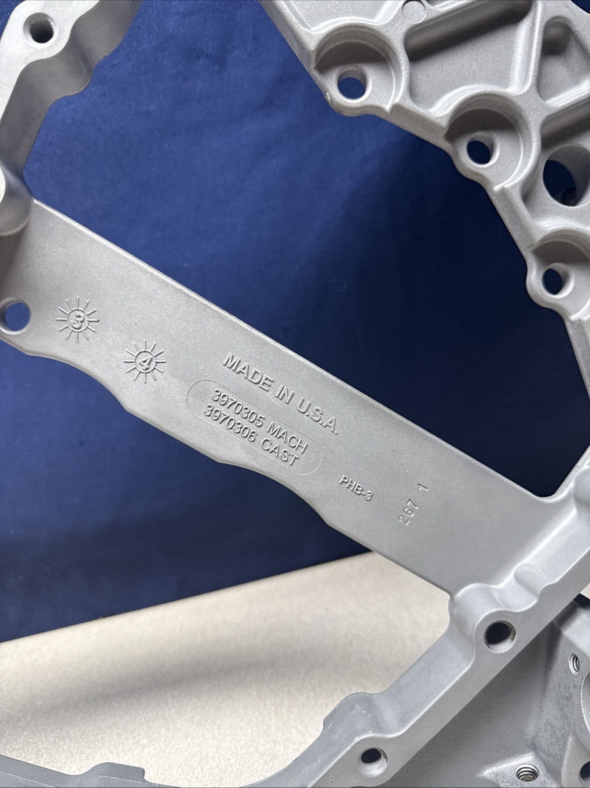 5.9L Cummins TIming Gear Housing 3970305 3970306 TIMING COVER 03-07 Ram 2500