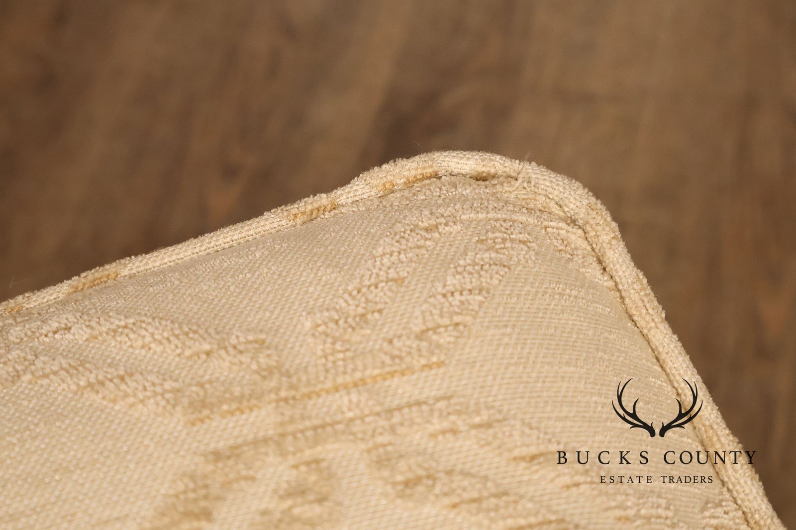 Lane Venture French Louis XV Style Ottoman