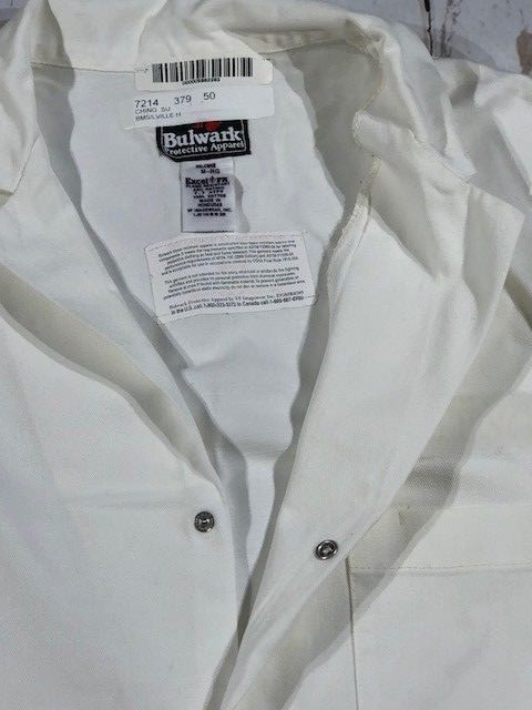 Bulwark Flame Resistant Lab Coat EXCEL-FR White ATPV 7,7 snap on closure