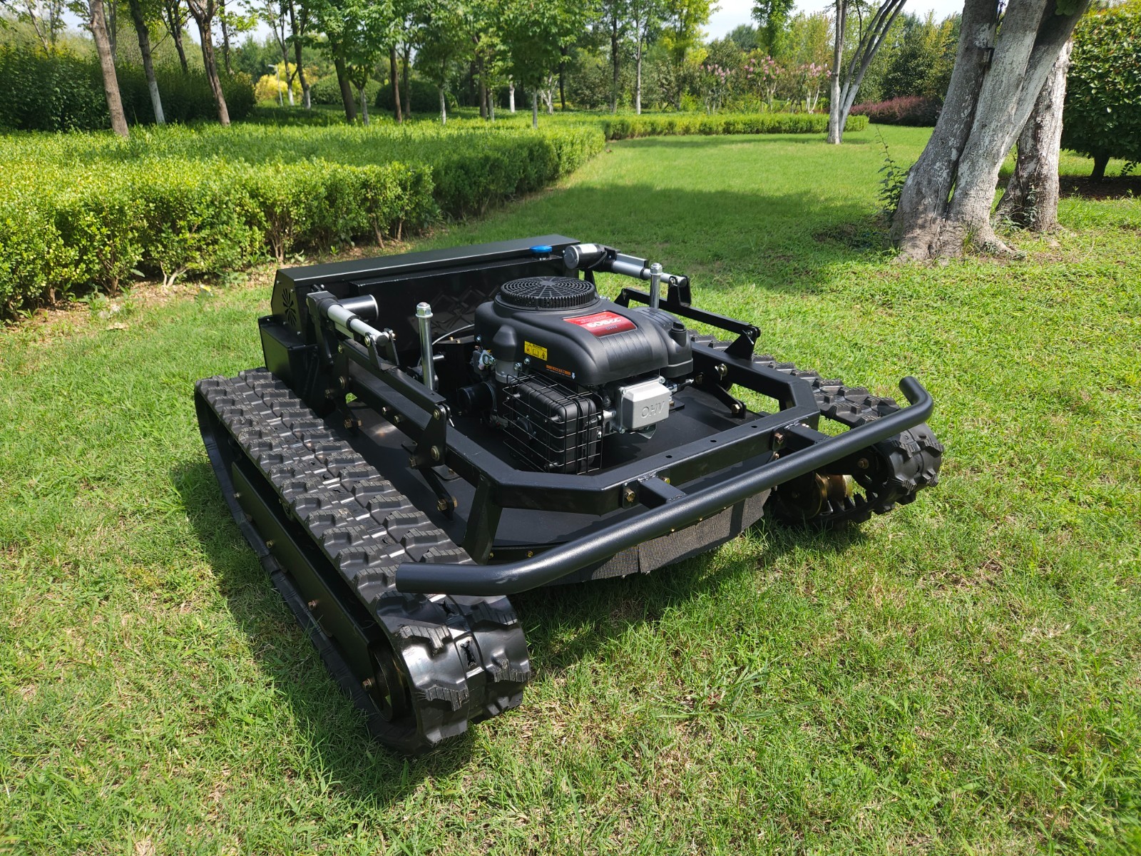 Robot lawn mower sale！22HP Remote Control Lawn Mower 65° Climbing Free shipping
