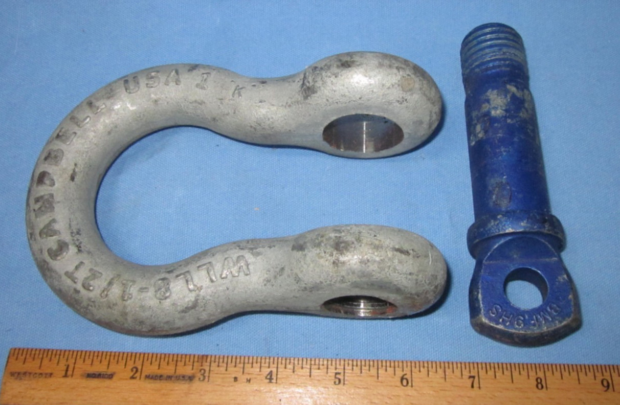Campbell WLL 8-1/2 Ton Anchor Shackle with its Screw pin