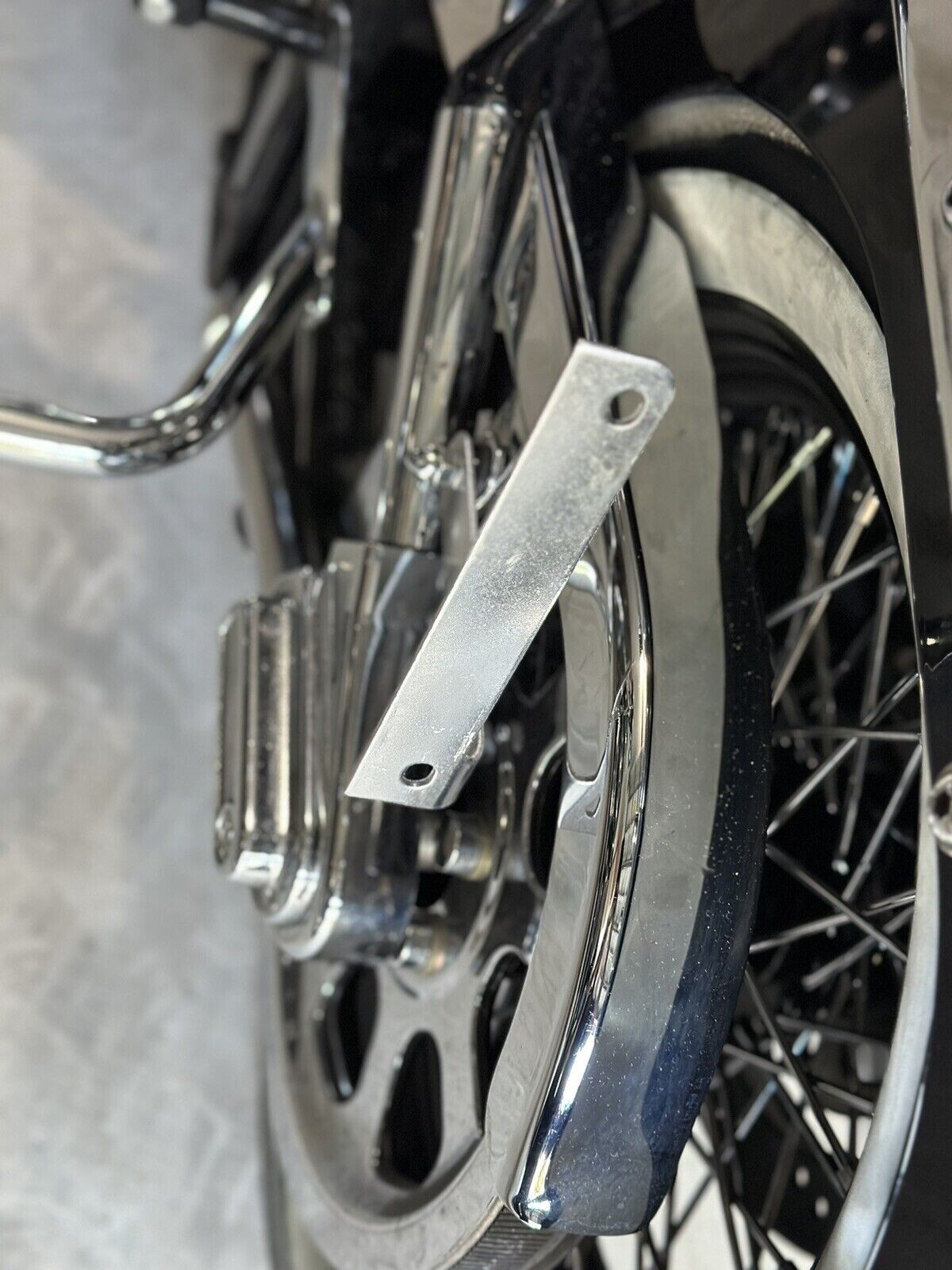 Side License Plate Relocation Bracket for HARLEY-DAVIDSON SOFTAIL & SPRINGER New