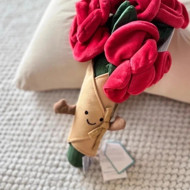 Jellycat Amuseable Rose Bouquet Plush NWT Valentine’s Day Gift