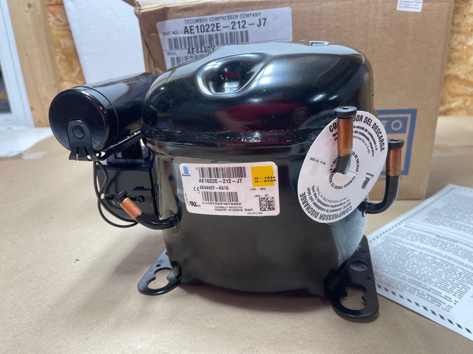 Tecumseh AE1022E-212-J7 115V 1PH Refrigeration Compressor R134A 1/3HP