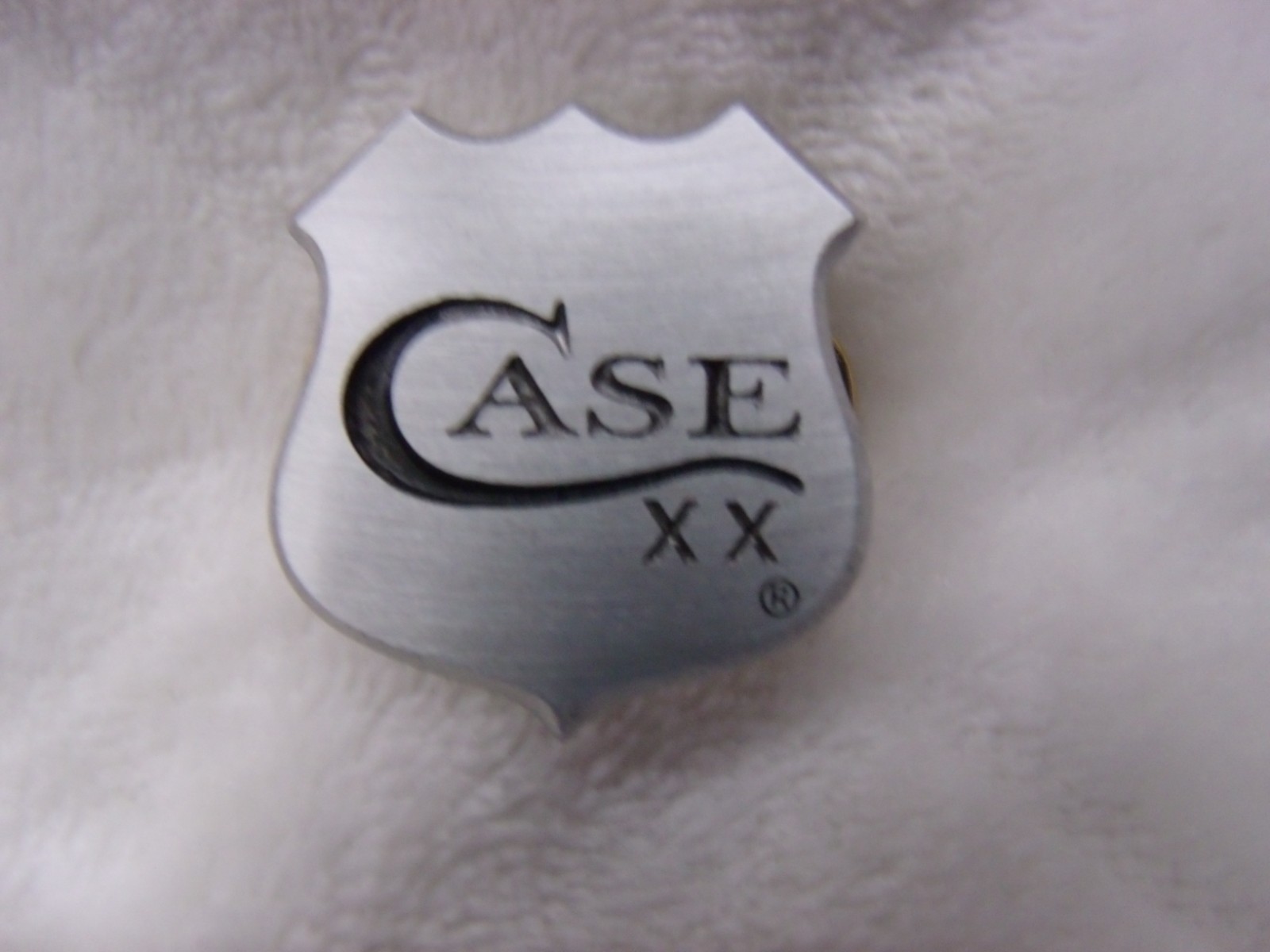 Case XX PEWTER CHIEF POLICE SHIELD HAT PIN NEW!! Hard To Find!!