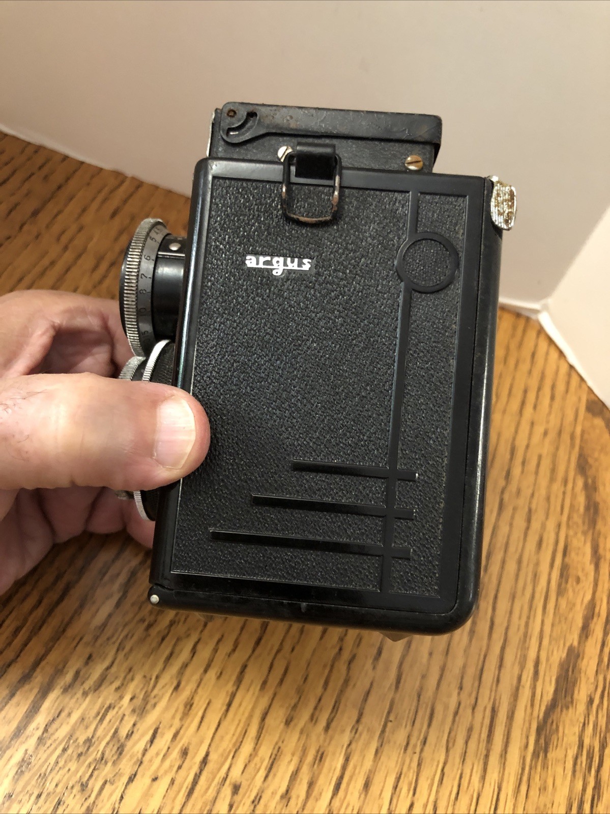 ARGUS ARGOFLEX MODEL E CAMERA W/Leather Case - 1940’s vintage 75mm For Parts