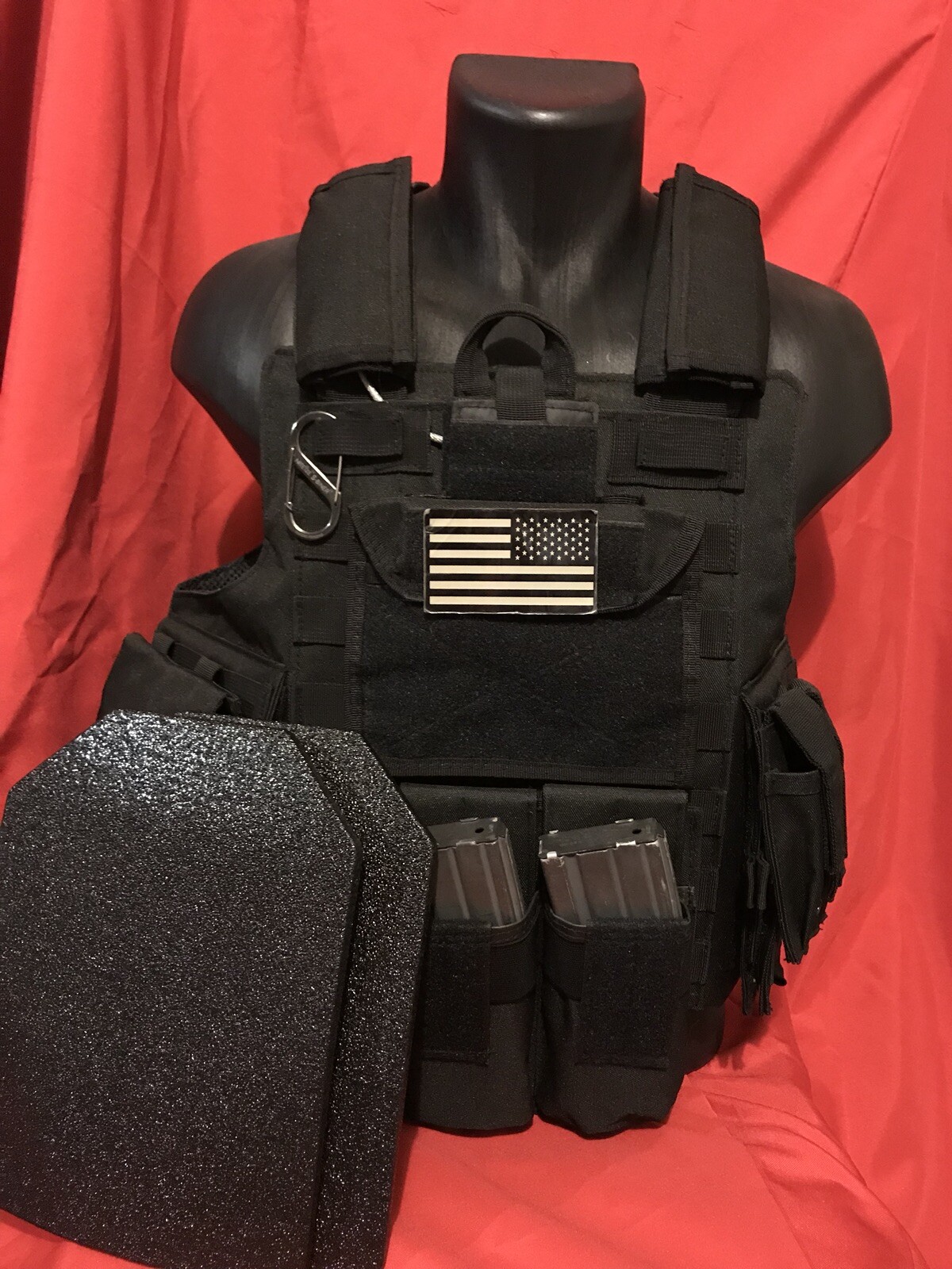 Tactical Vest Plate carrier- Black w/ 2 Curved 8x10 Plates & Pouches Included