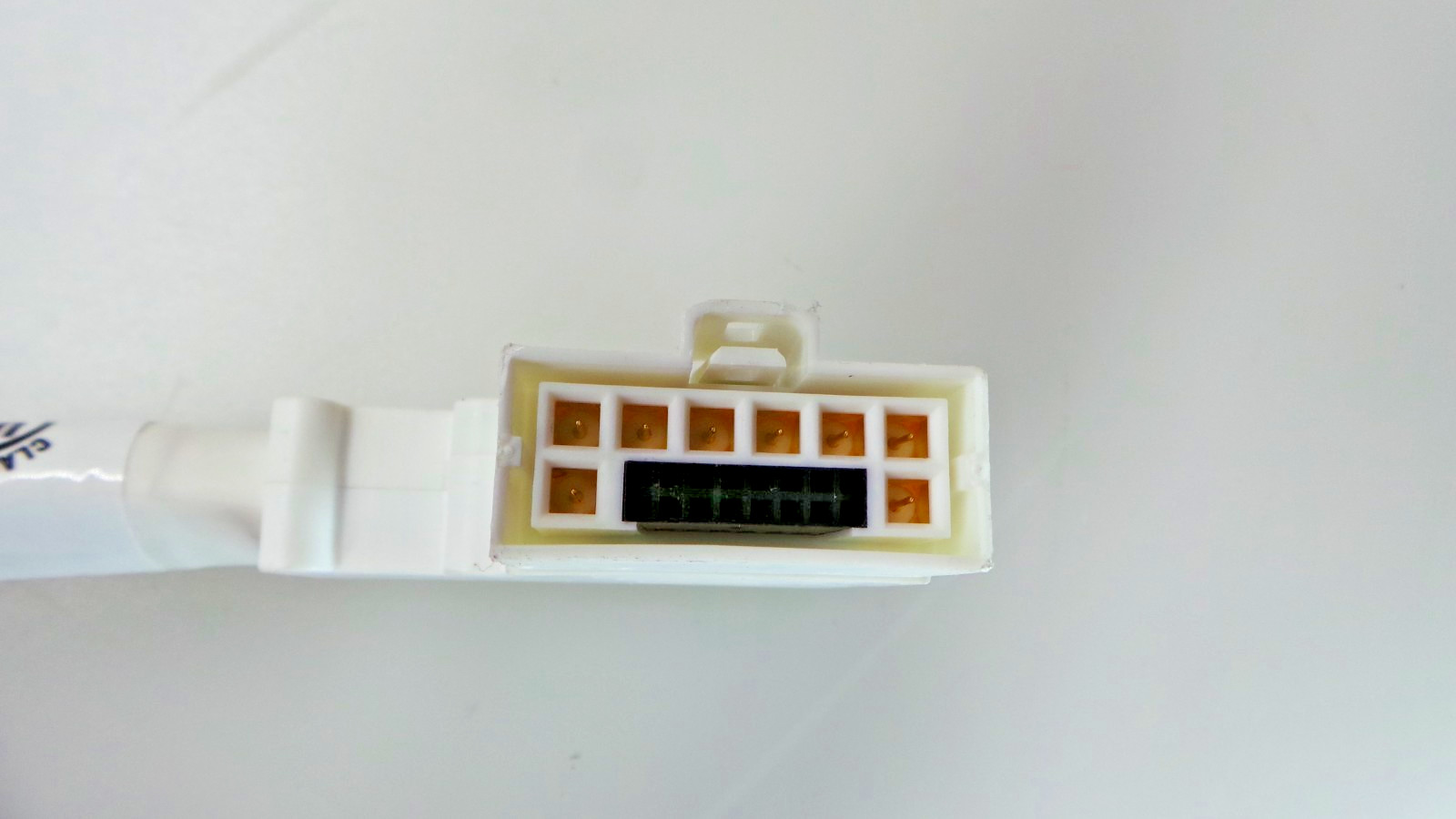 Cisco C-ANT9103= 2.4/5/6 GHz Directional Antenna 8-Port, DART Bulk Qty available