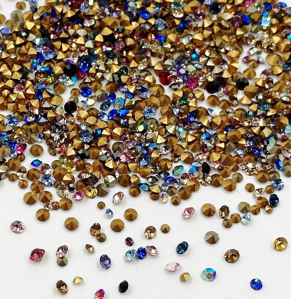 400 Vintage Preciosa Crystal 1mm. To 2mm. Tiny Rhinestones - Jewelry Repair J51