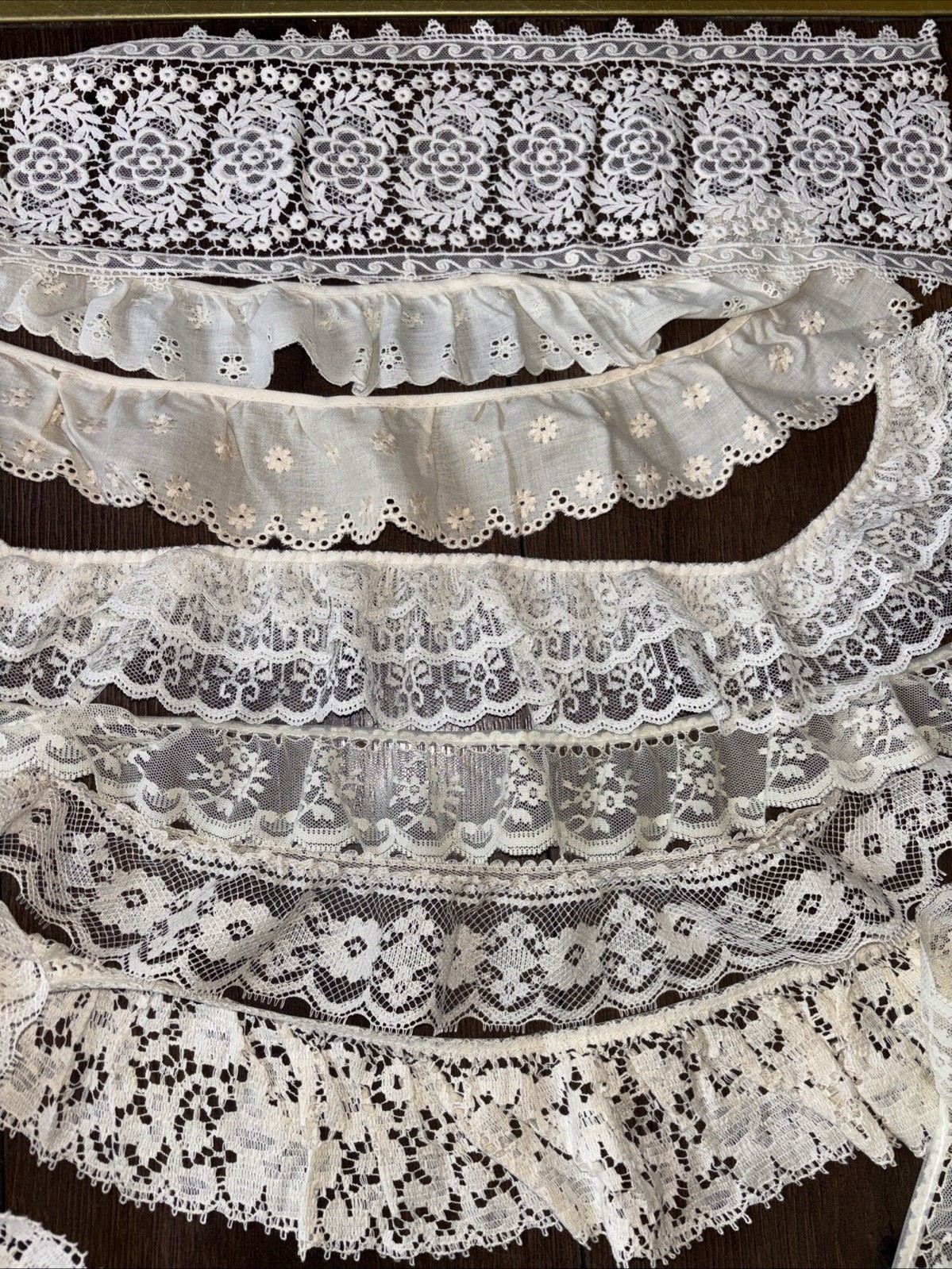 27 Yards Cream Off White Vintage Lace and Embroidery Crafts Sewing