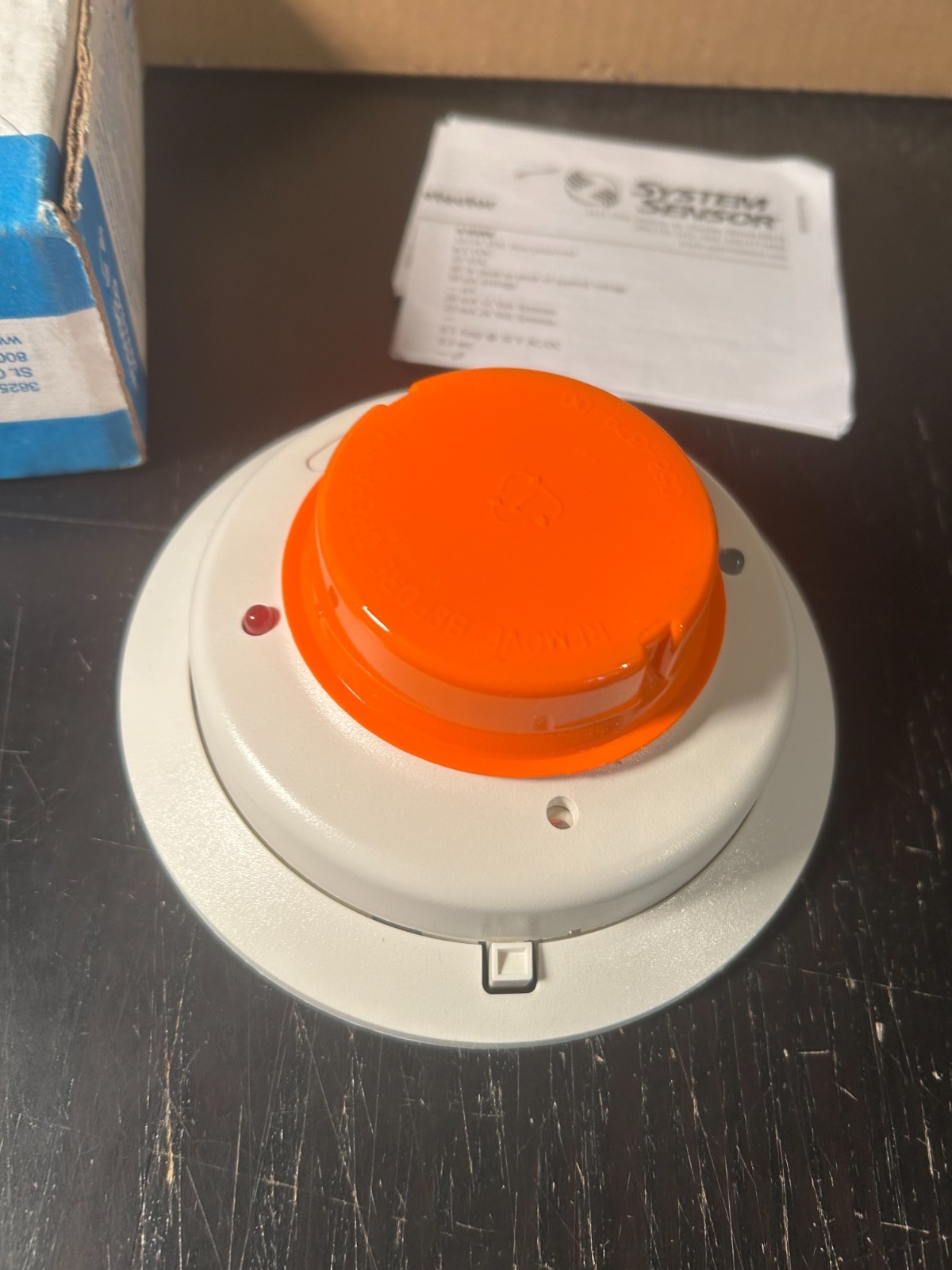 System Sensor 2W-B Smoke Detector 2-Wire White - Never used w/ Box