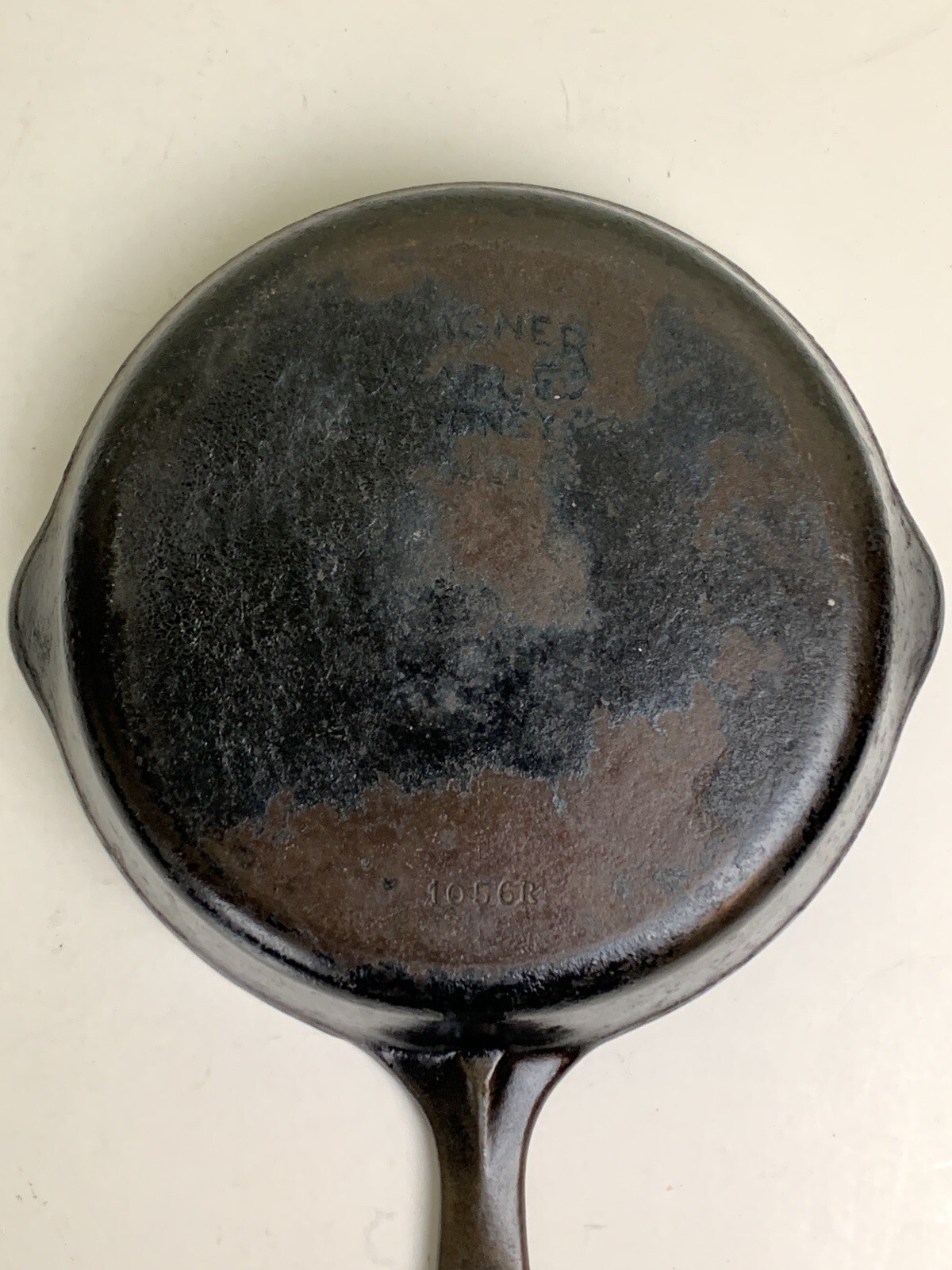Wagner Ware Sidney-O- #6 Skillet 1056 R Stylized Logo Cast Iron