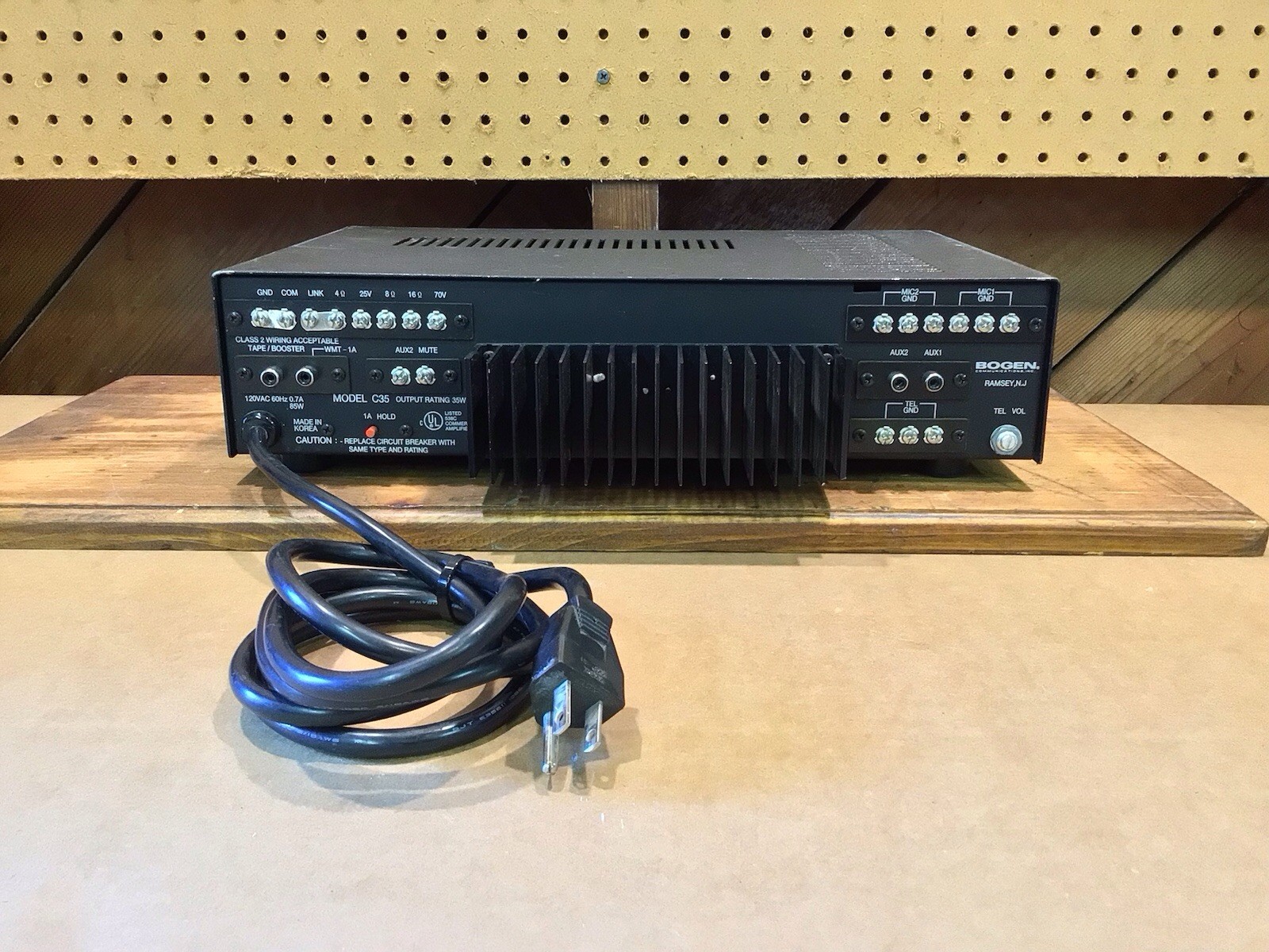 Bogen Classic Series C-35 Amplifier PA. Tested