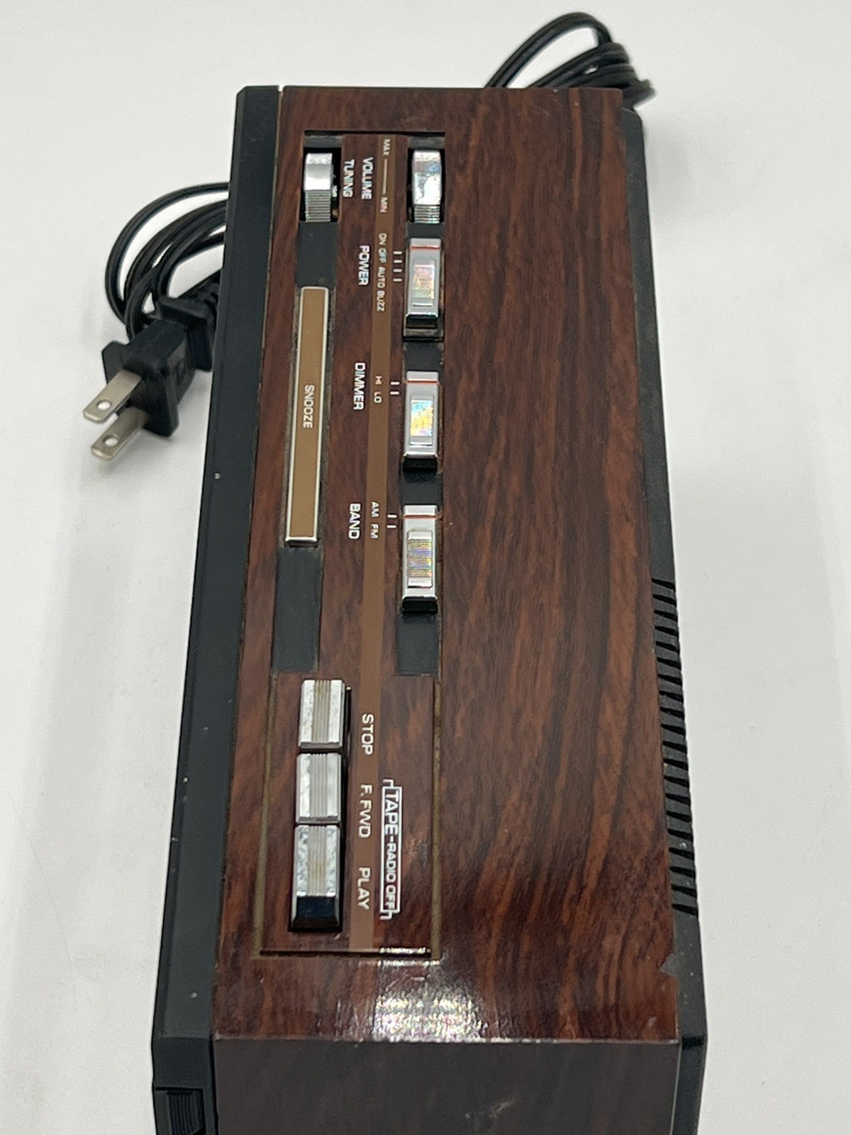 VTG SoundDesign AM FM Radio Cassette Player Alarm Clock 3838WAL Works