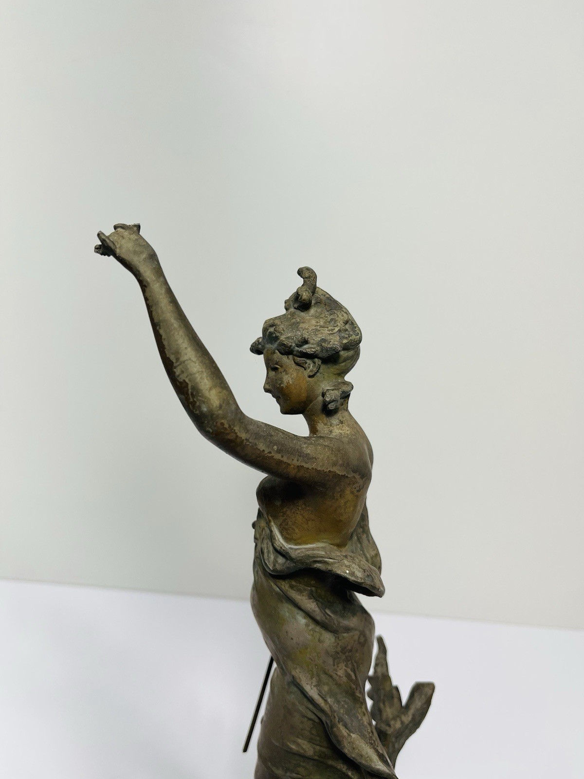 Vintage Par Ferrand Bronzed Spelter Musical dancing Lady Fee Joyeuse