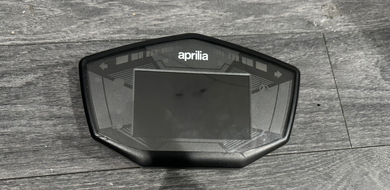 Aprilia all keys lost service. RS660, RSV4, RS1100 Tuono and more