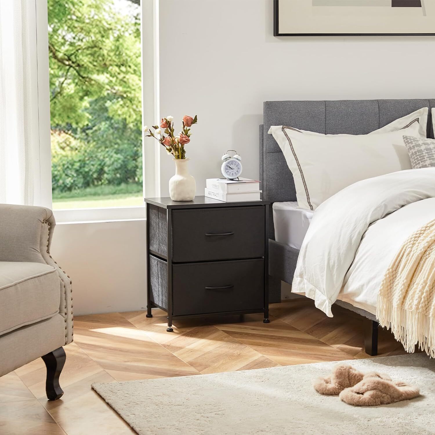 Set of 2 Nightstands with 2 Fabric Drawers End Table Bedside Table for Bedroom