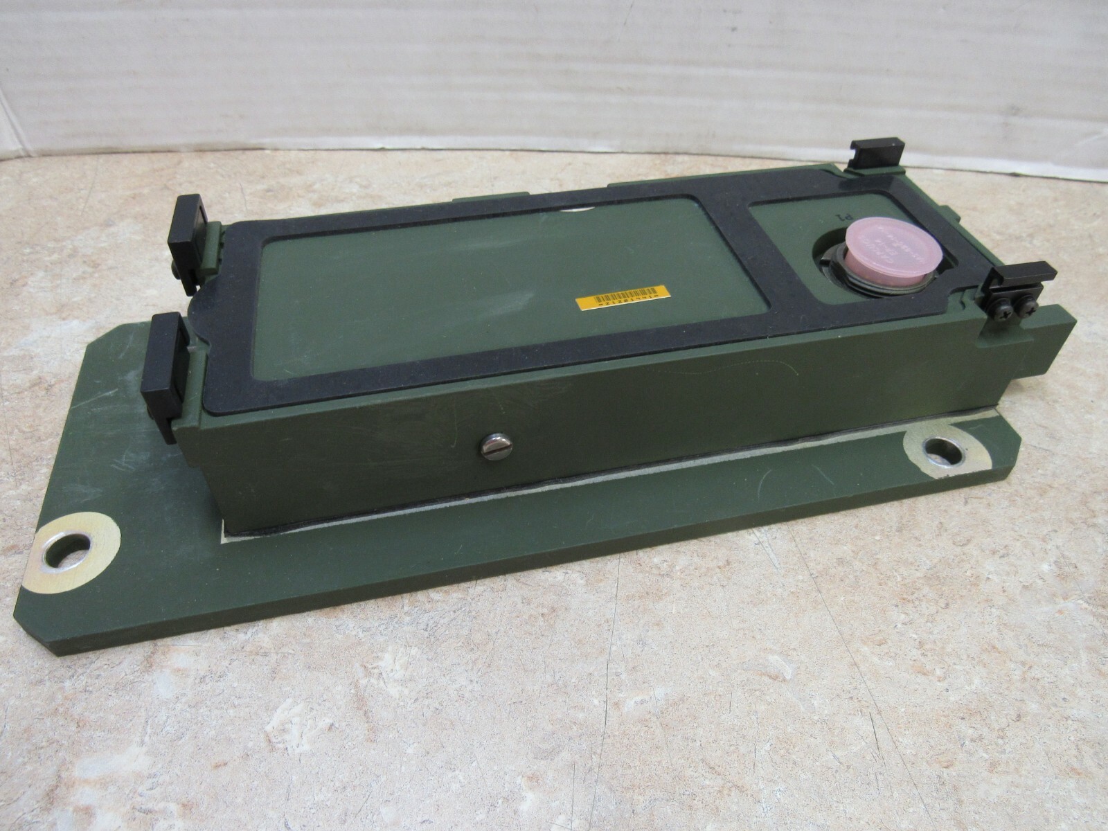 RT-1439 VRC Sincgars Military Radio Battery Tray CY-8664 AN/ VRC 87/88C NOS 1993