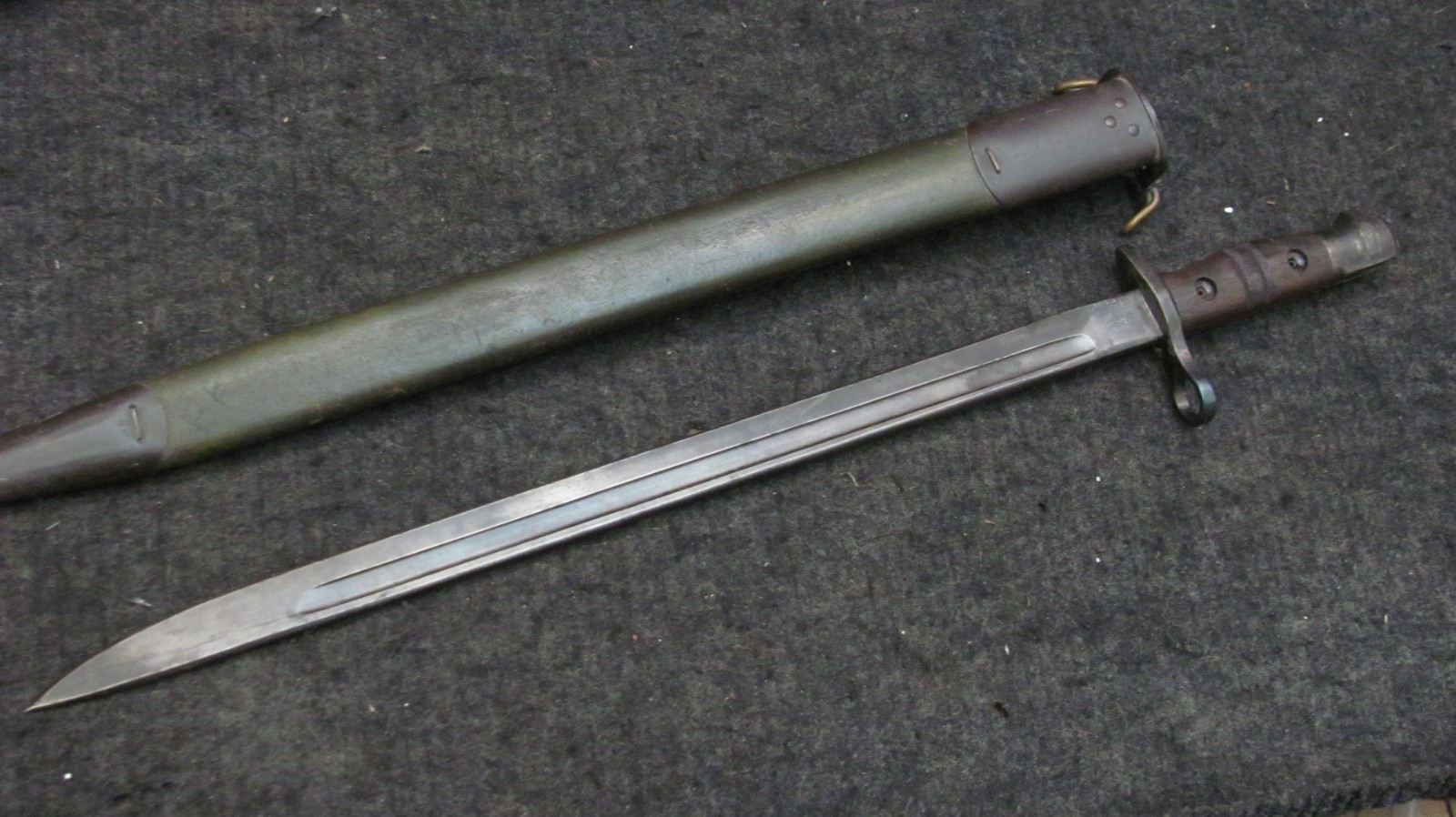 WWI US Army M1917 Enfield Rifle Bayonet w/Scabbard Remington - Trench Shotgun 1