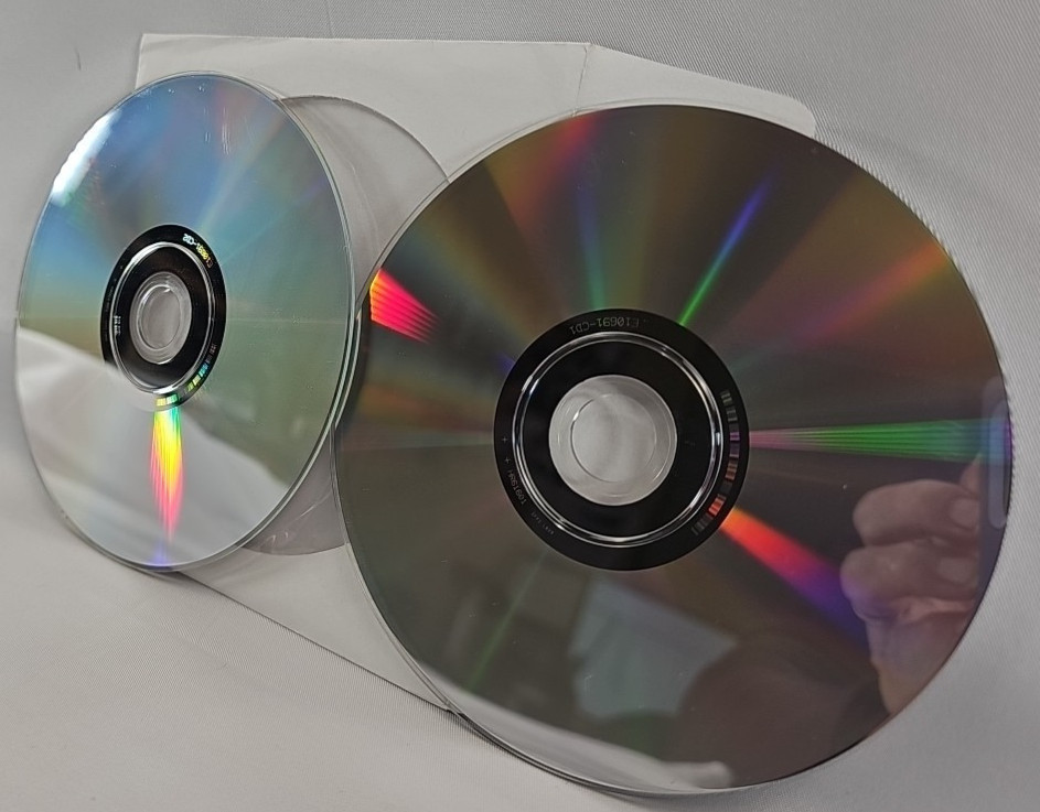 Broderbund Print Shop Version 22 2000/XP PC Software Two Discs No Box