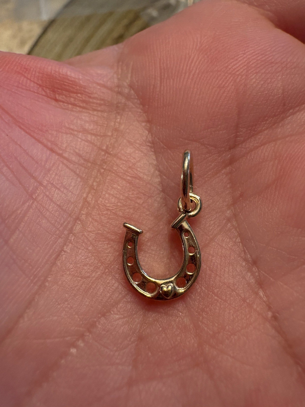 Authentic Pandora Solid 14k Yellow Gold Lucky Horseshoe Dangle Charm 752328C00