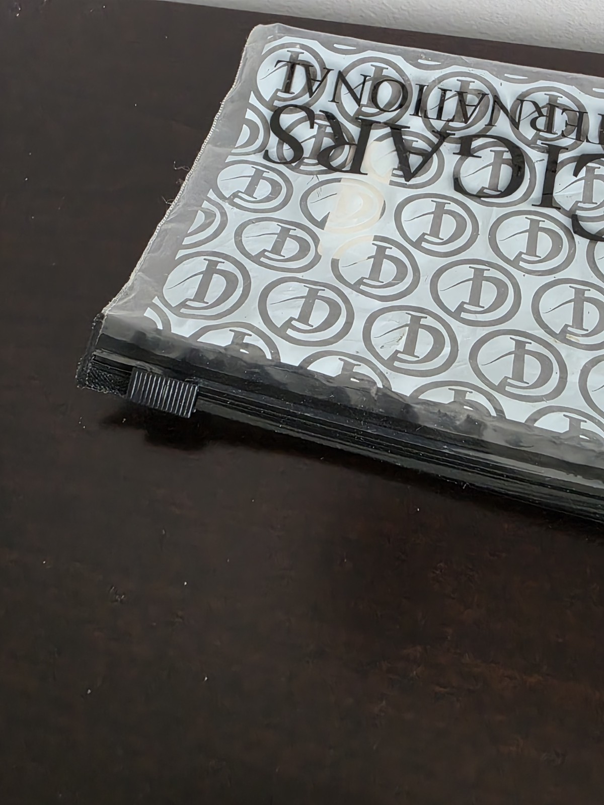 Cigars International Smiley Face Reclosable Cigar Bag