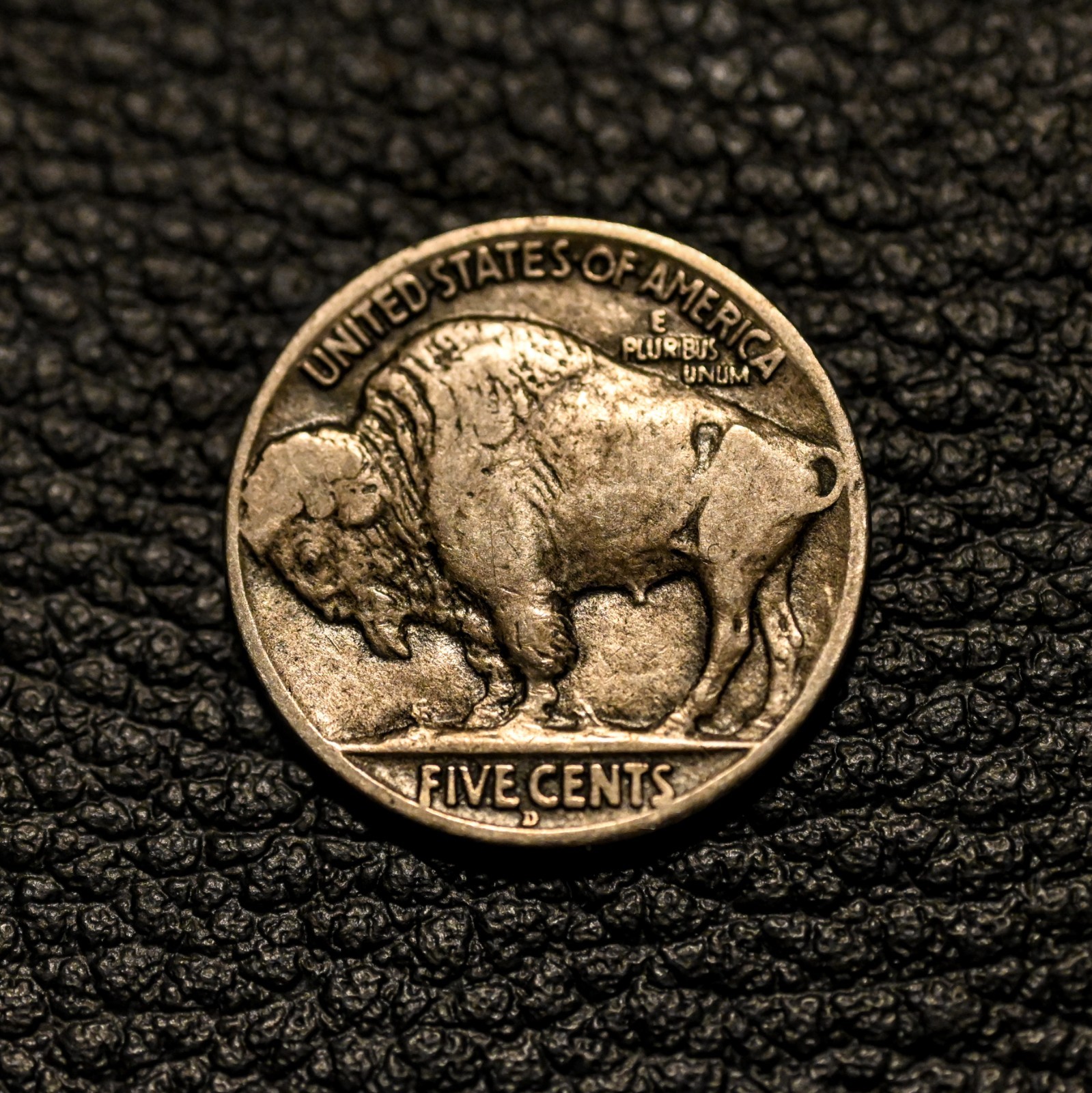 (ITM-7639) 1917-D Buffalo Nickel ~ Very Fine (VF) Cndtn ~ COMBINED SHIPPING!