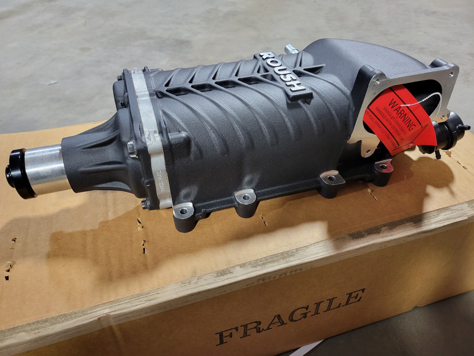 New Roush Supercharger Fits 2011-2014 Mustang 5.0L 2011-2017 F150 5.0L