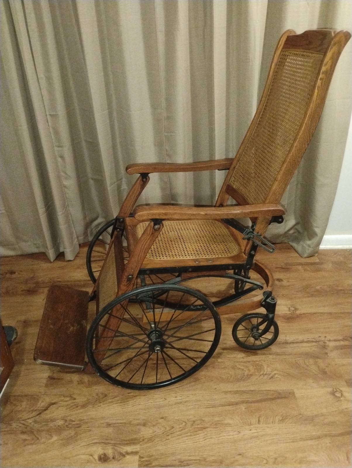 Vtg Antique Wooden Wheelchair