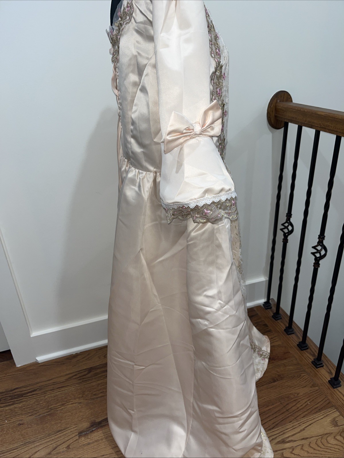 Victorian Renaissance 1800’s Ball Gown, Large, New