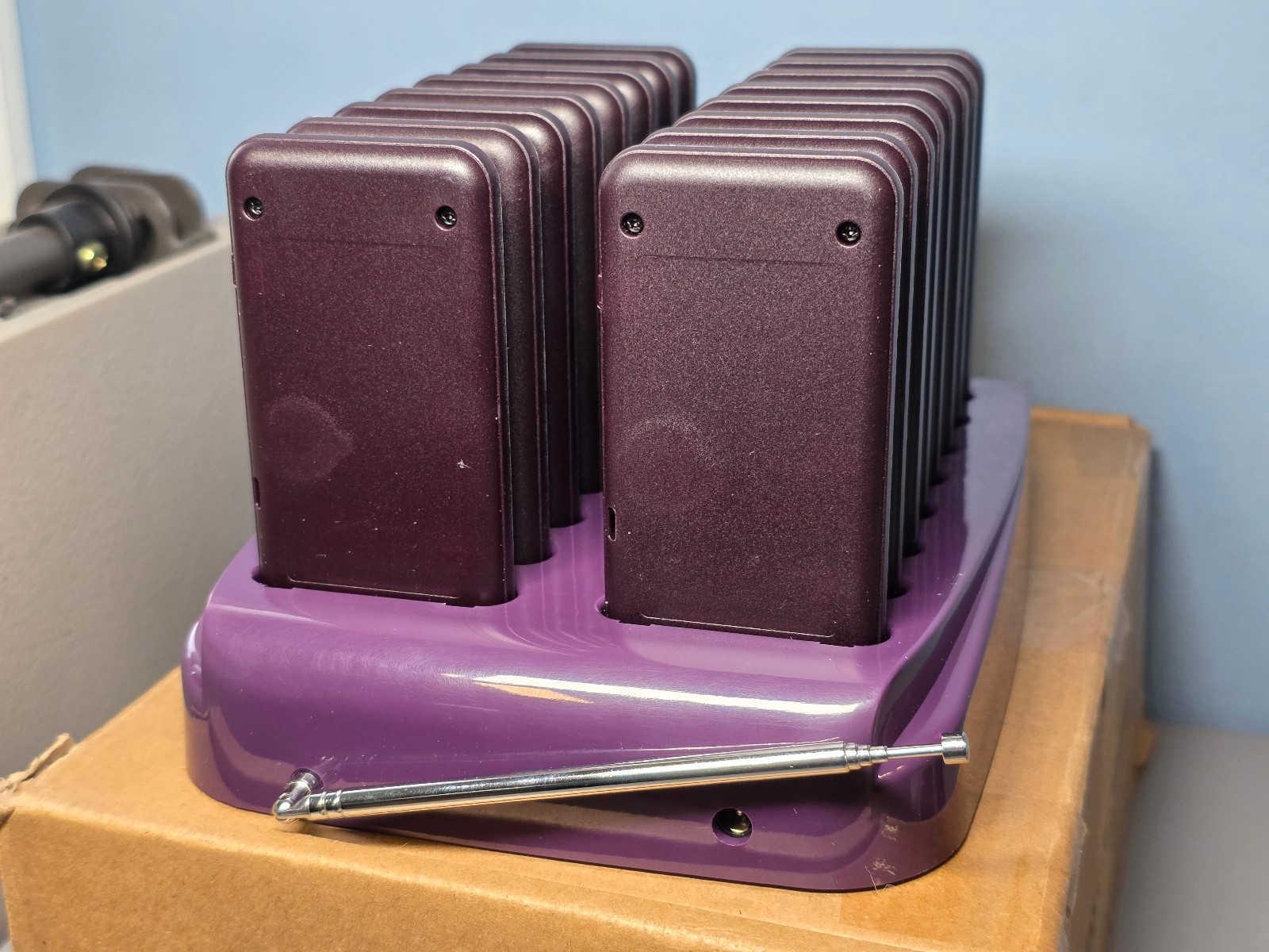 Wireless Restaurant Pager Guest Paging System 16 Beepers Queuing Calling Pagers