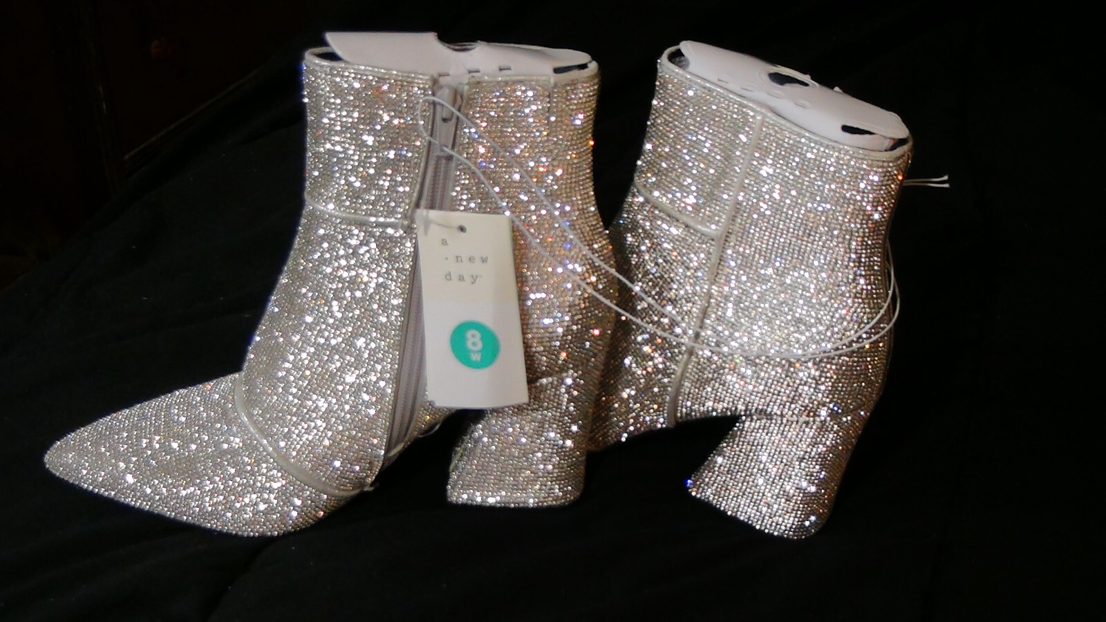 A New Day Cailin Womens Rhinestone Wide Width Ankle Boots Silver Size 8W