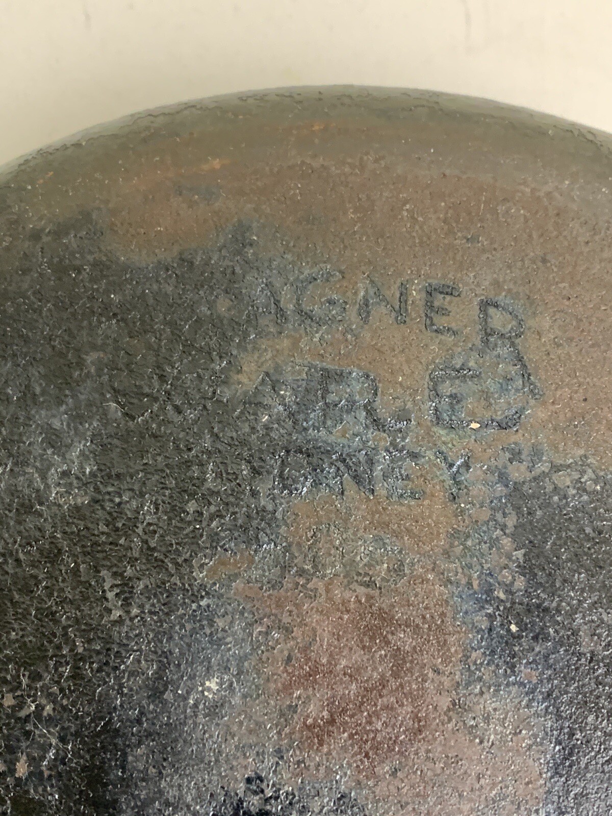 Wagner Ware Sidney-O- #6 Skillet 1056 R Stylized Logo Cast Iron
