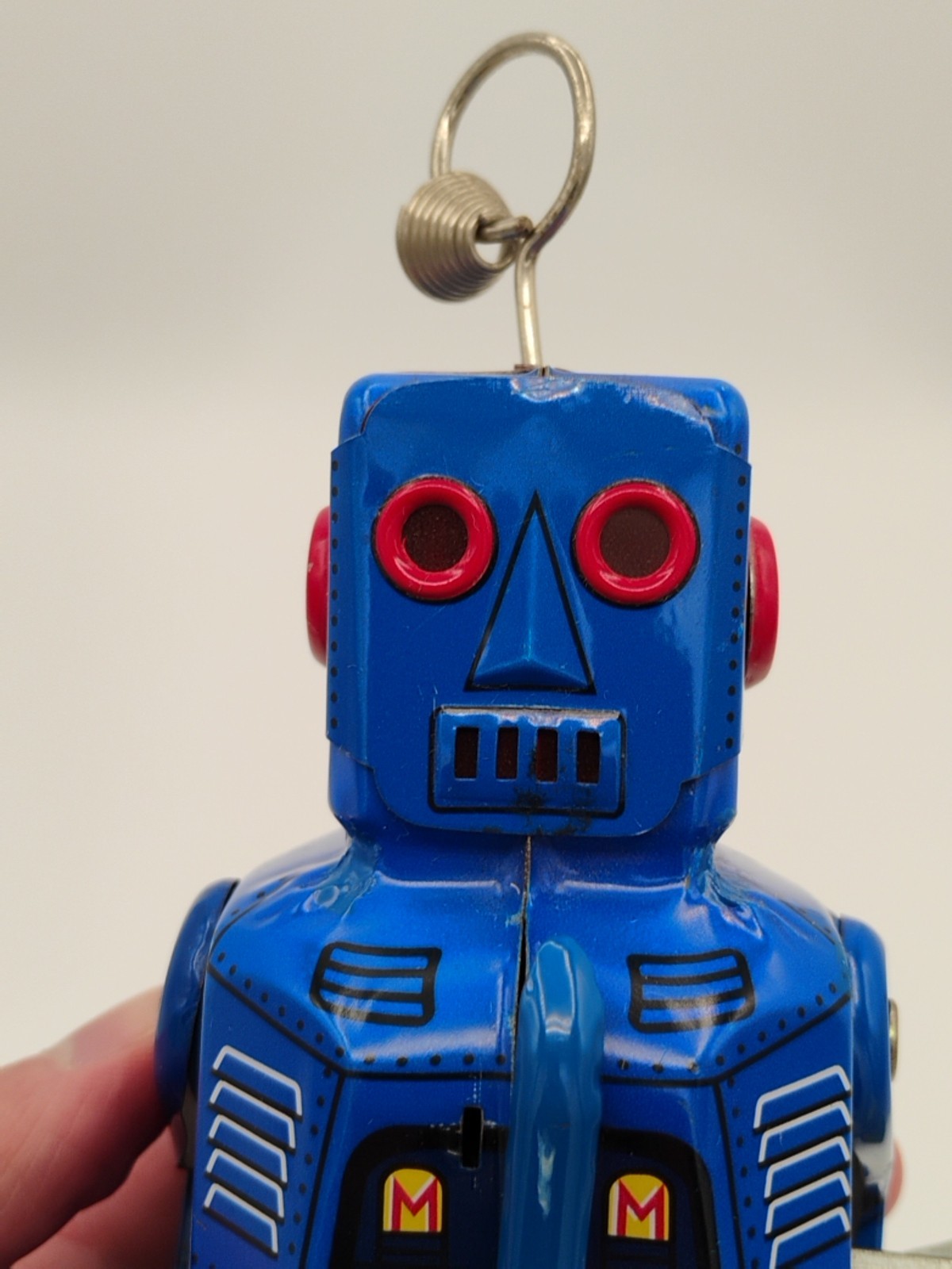 Unbranded No. MS403 Wind-Up 7" Walking Blue Space Robot, Working Partially